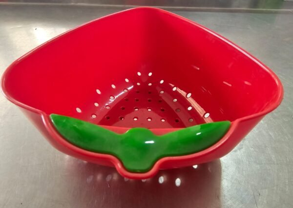 Passoire Forme fraise